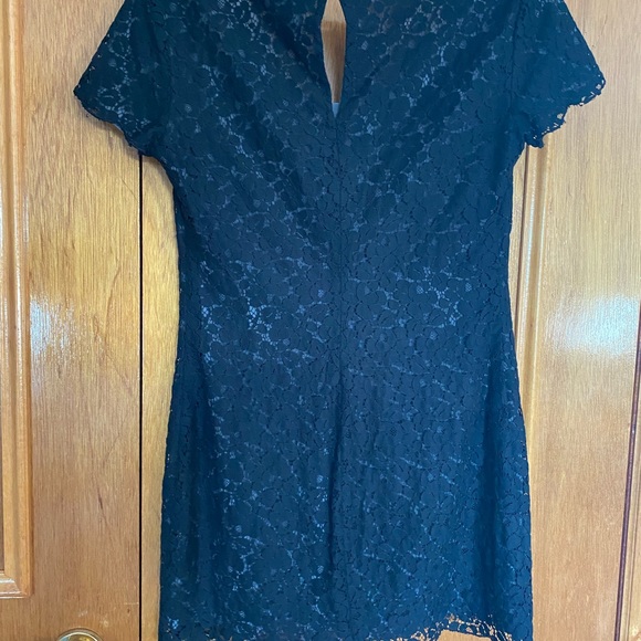 Aritzia Lace Mini Dress - Picture 6 of 11